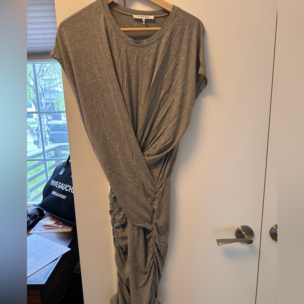 Frame dress - Picture 2 of 3